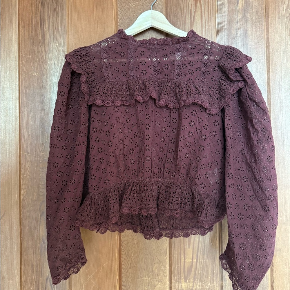 Doen Floryn button up top. Walnut brown. Lace top with eyelets and ruffles.